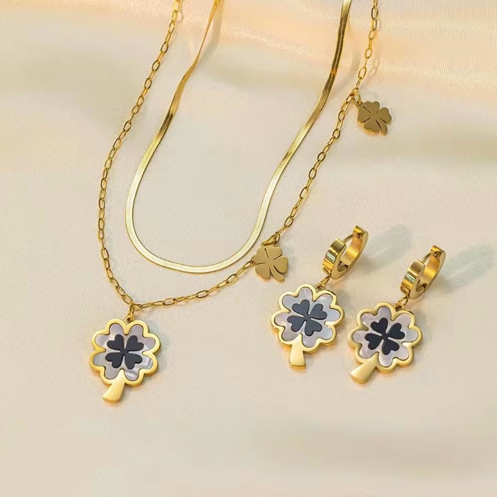 gold-plated stainless steel four-leaf clover jewelry set black & white enamel